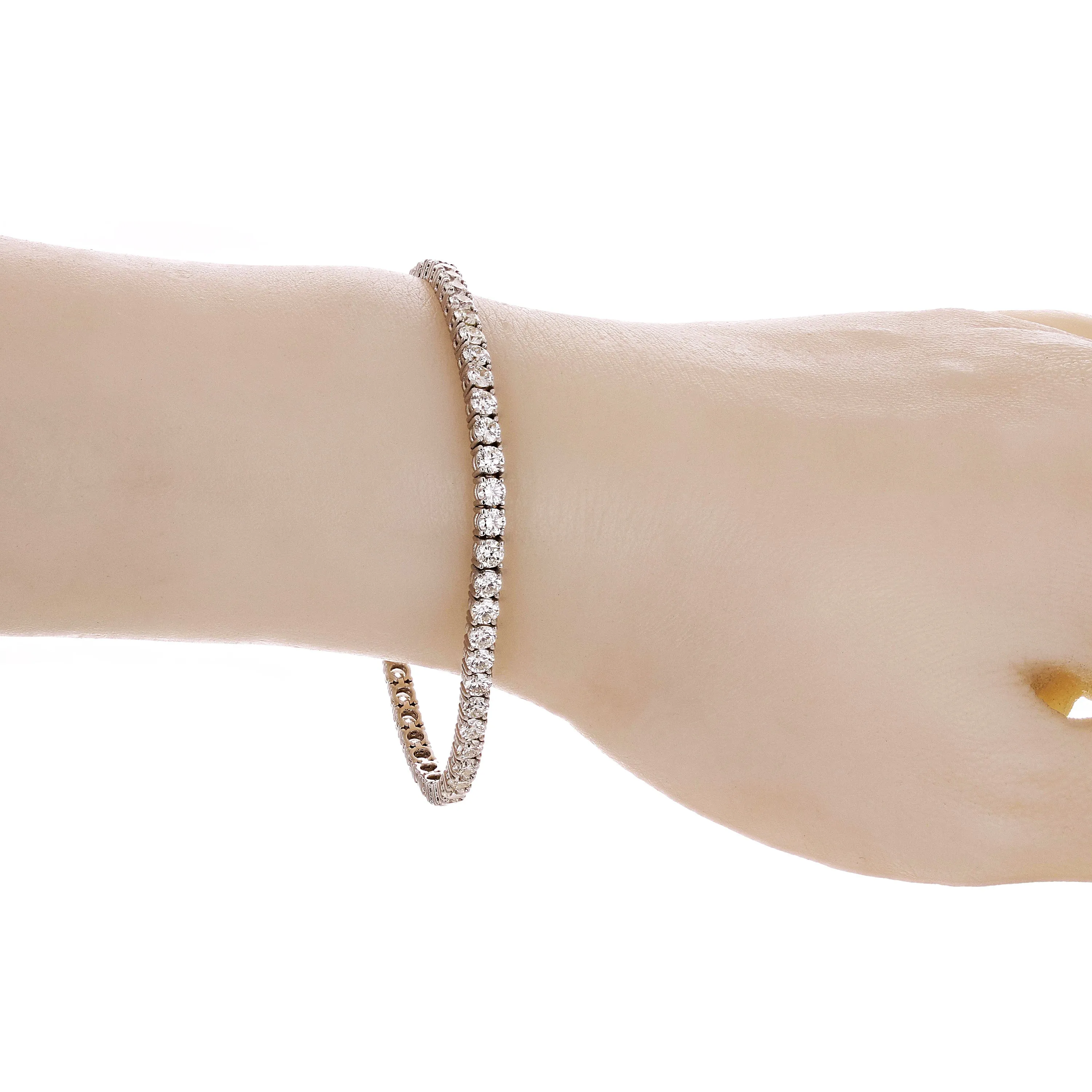 Women's 18k White Gold Diamond Tennis Bracelet