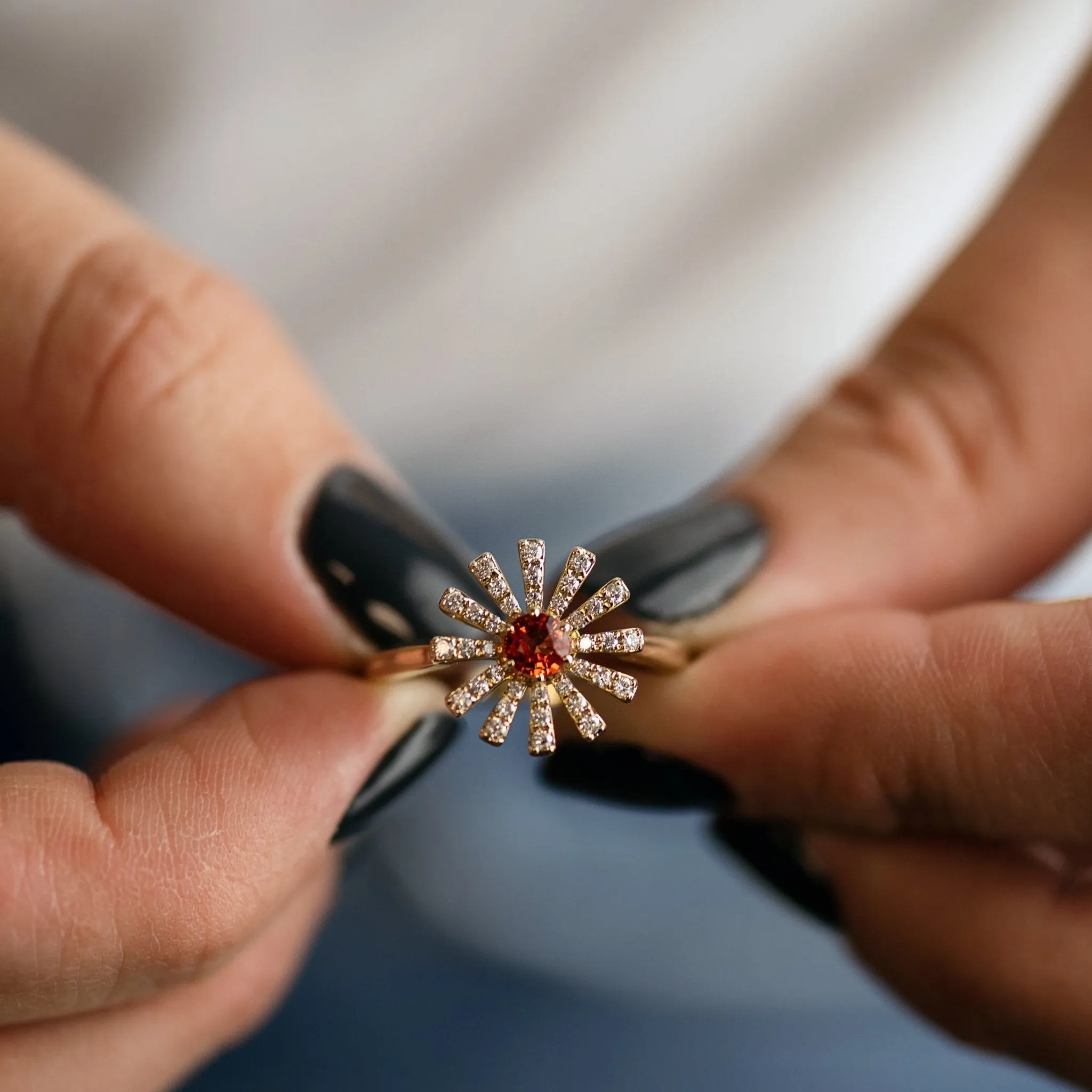 Yellow Gold Sun Style Ring with Diamond and Orange Sapphire