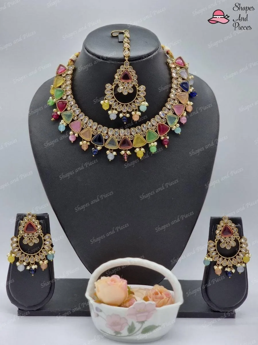 Zaraa Necklace Set